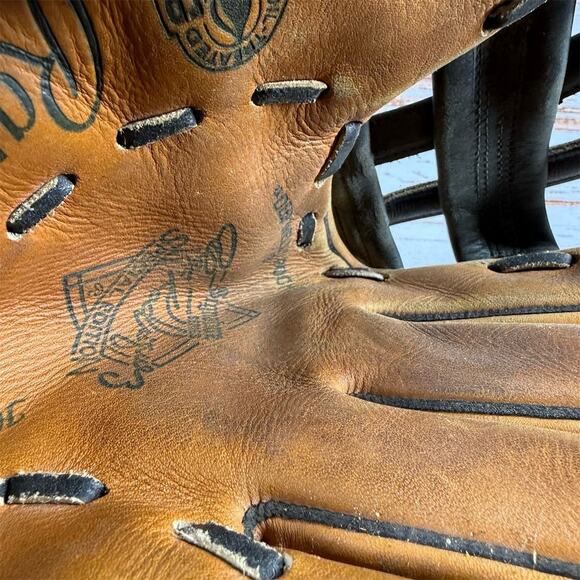 Rawlings 12" Baseball Glove RHT Brown Leather Mitt Unisex Adult CS120 - Picture 4 of 7